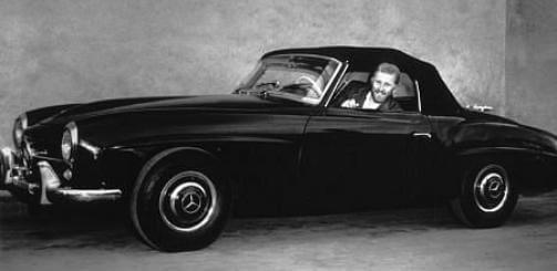 Kirk DOUGLAS VEHICLE