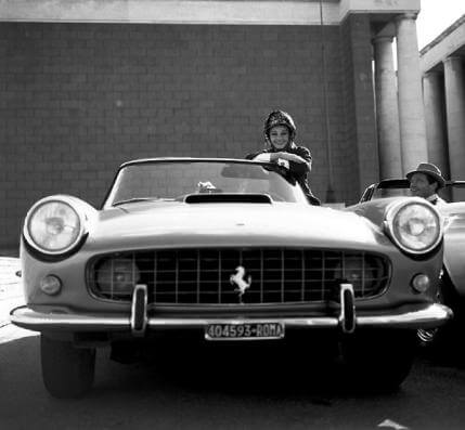 Audrey HERPBURN Ferrari
