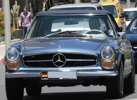 Mercedes John TrAVOLTA