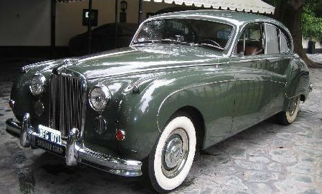 KIM NOVAK JAGUAR MK
