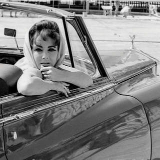 LIZ TAYLOR ROLS ROYCE SILVER CLOUD